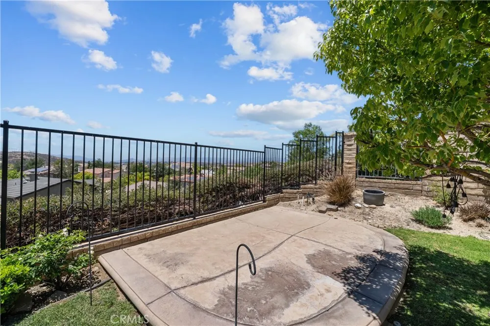 19628 Mathilde Lane Saugus, CA 91350