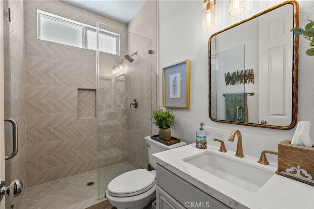19628 Mathilde Lane Saugus, CA 91350