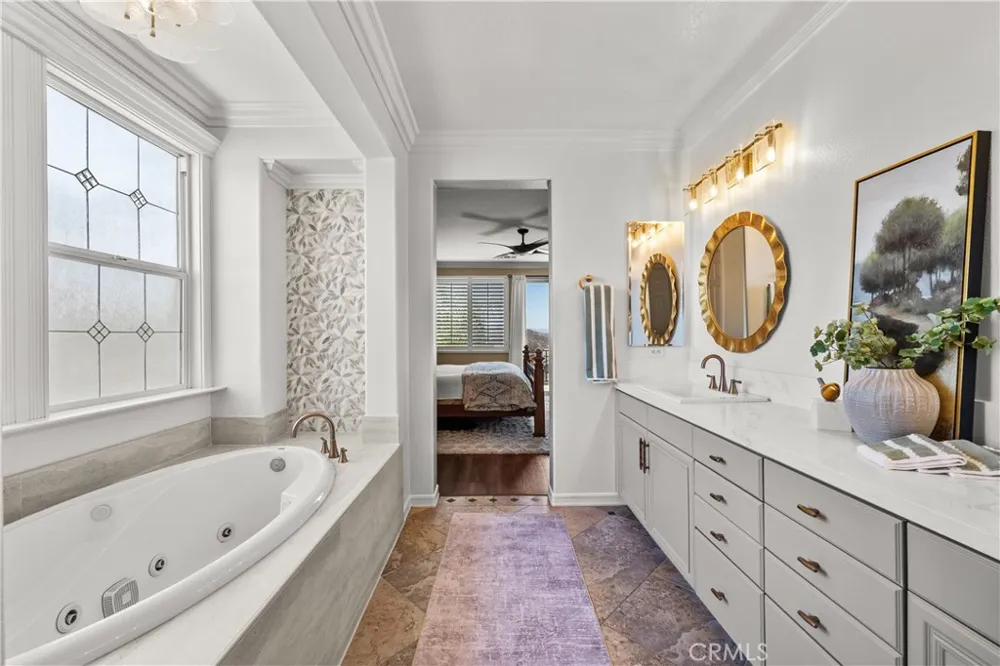 19628 Mathilde Lane Saugus, CA 91350