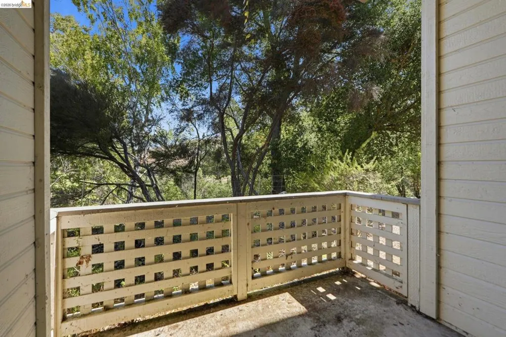 243 Florence Ct Hercules, CA 94547