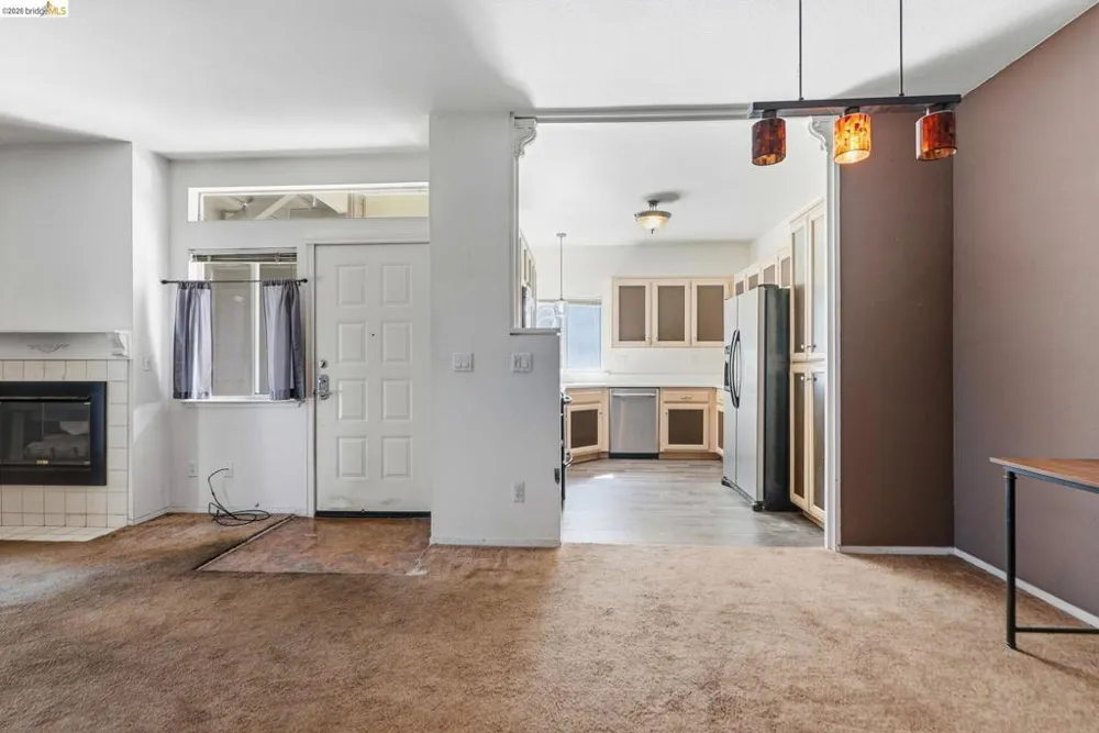 243 Florence Ct Hercules, CA 94547