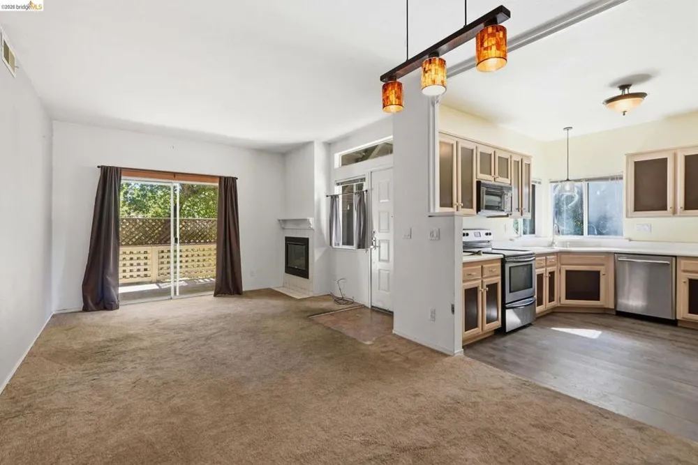 243 Florence Ct Hercules, CA 94547