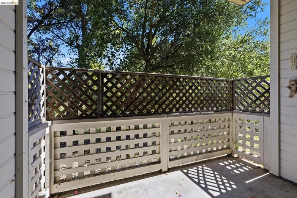 243 Florence Ct Hercules, CA 94547