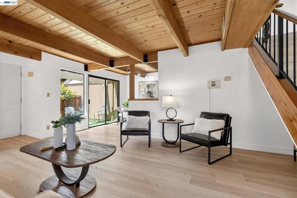 112 Mission Dr Pleasanton, CA 94566