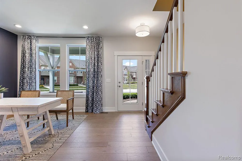 1940 Elizabeth Lane Superior Charter Township, MI 48198