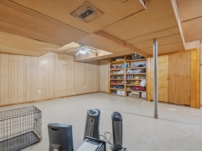 1960 County Road 102 Cedar Bluff, AL 35959