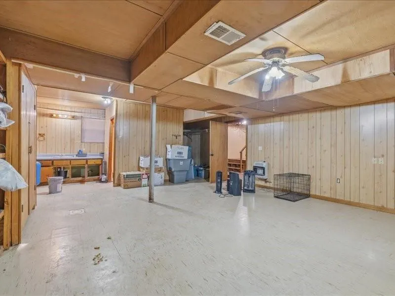 1960 County Road 102 Cedar Bluff, AL 35959