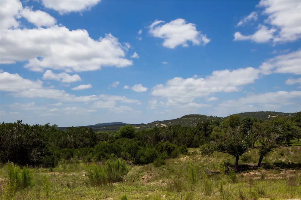 E Starview Cove Blanco, TX 78606