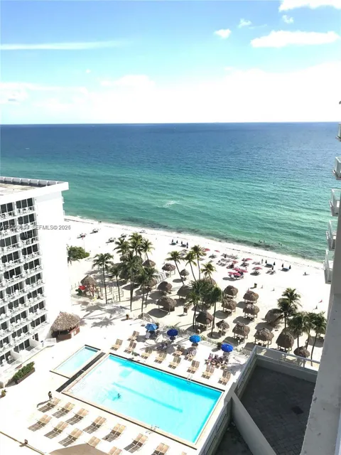 16699 Collins Ave #1605