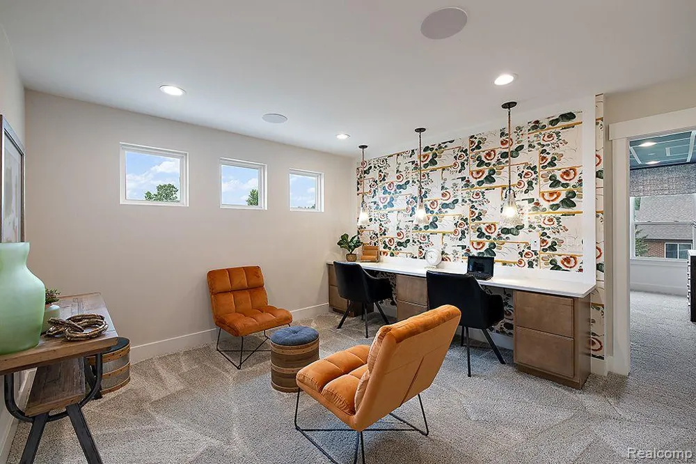 1948 Elizabeth Lane Superior Charter Township, MI 48198