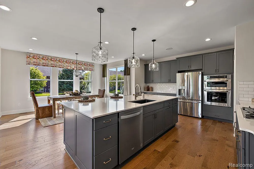 1948 Elizabeth Lane Superior Charter Township, MI 48198