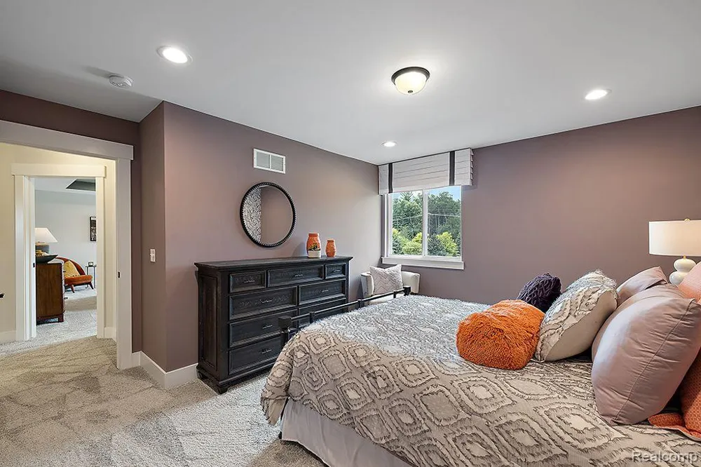 1948 Elizabeth Lane Superior Charter Township, MI 48198