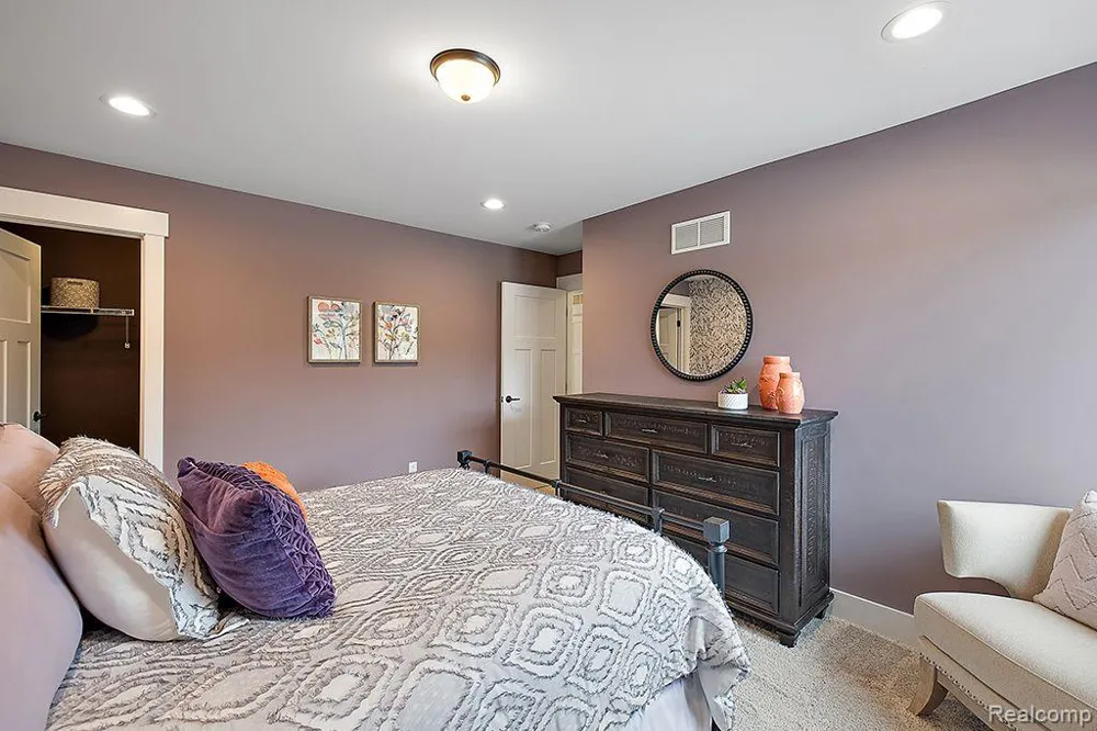 1948 Elizabeth Lane Superior Charter Township, MI 48198