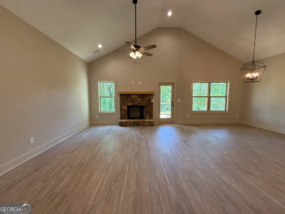365 Hunts Ridge DR Cleveland, GA 30528
