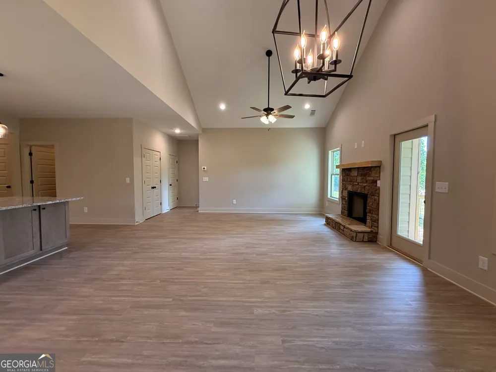 365 Hunts Ridge DR Cleveland, GA 30528