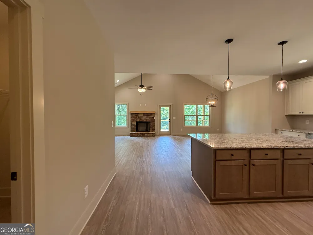 365 Hunts Ridge DR Cleveland, GA 30528