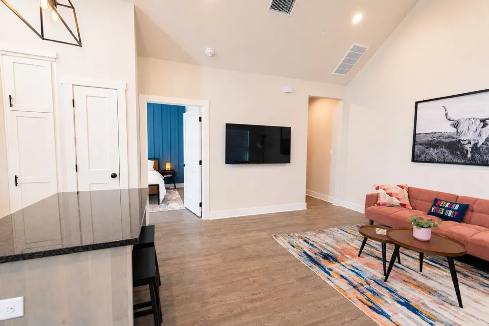 930 S Eagle Street #202 Fredericksburg, TX 78624