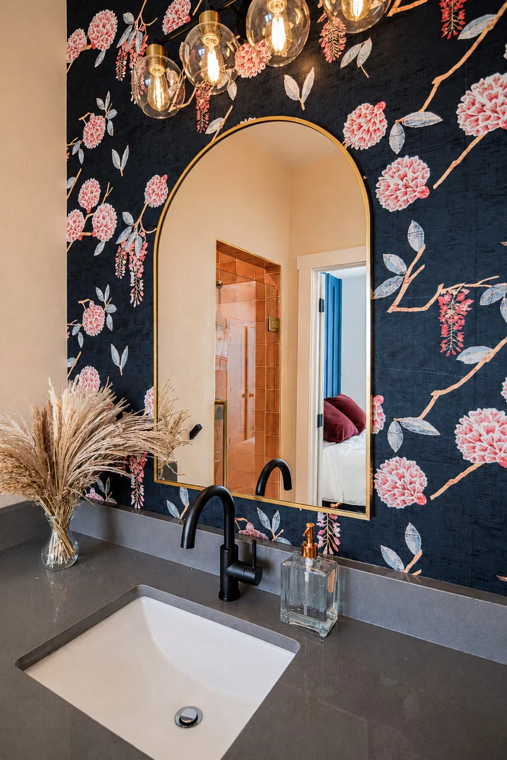 930 S Eagle Street #202 Fredericksburg, TX 78624