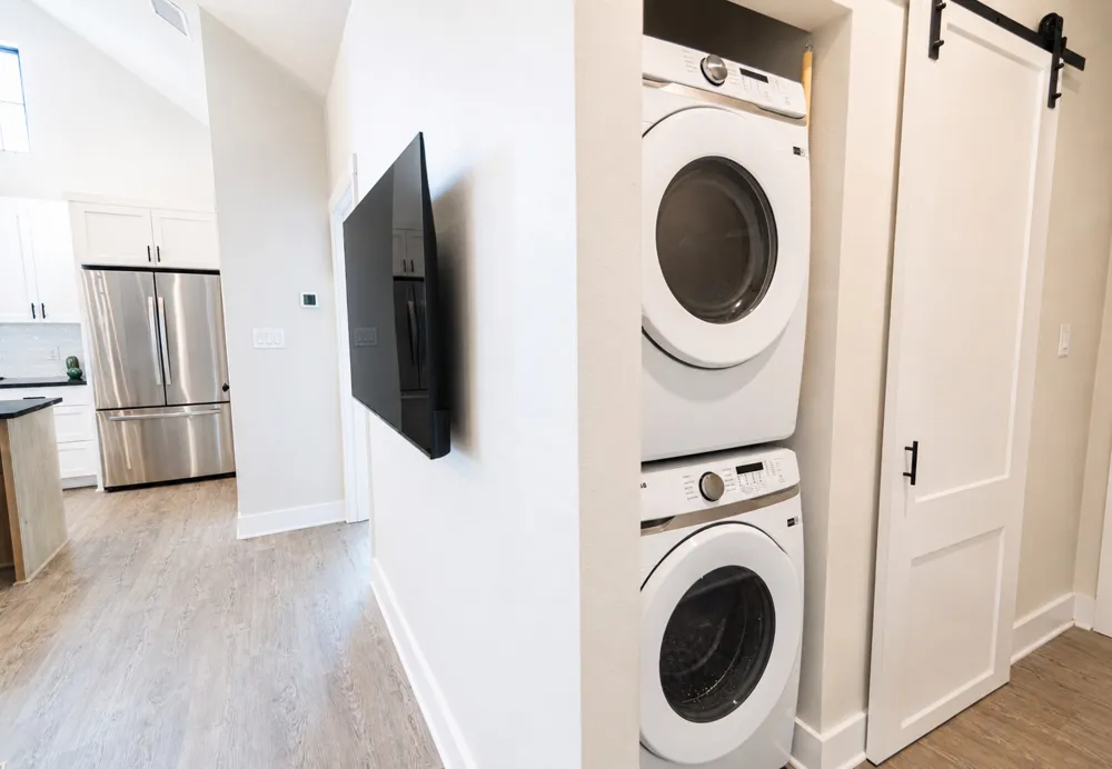 930 S Eagle Street #202 Fredericksburg, TX 78624
