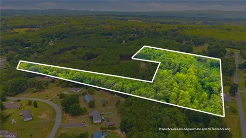 00 Pinehaven Trail