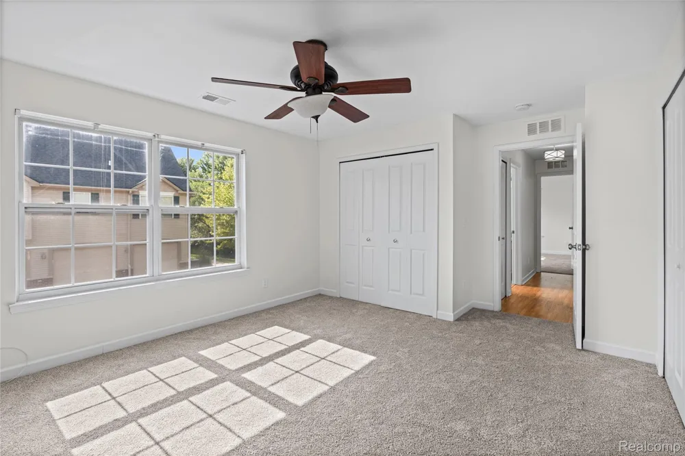 4163 Hampton Ridge Boulevard Genoa Township, MI 48843