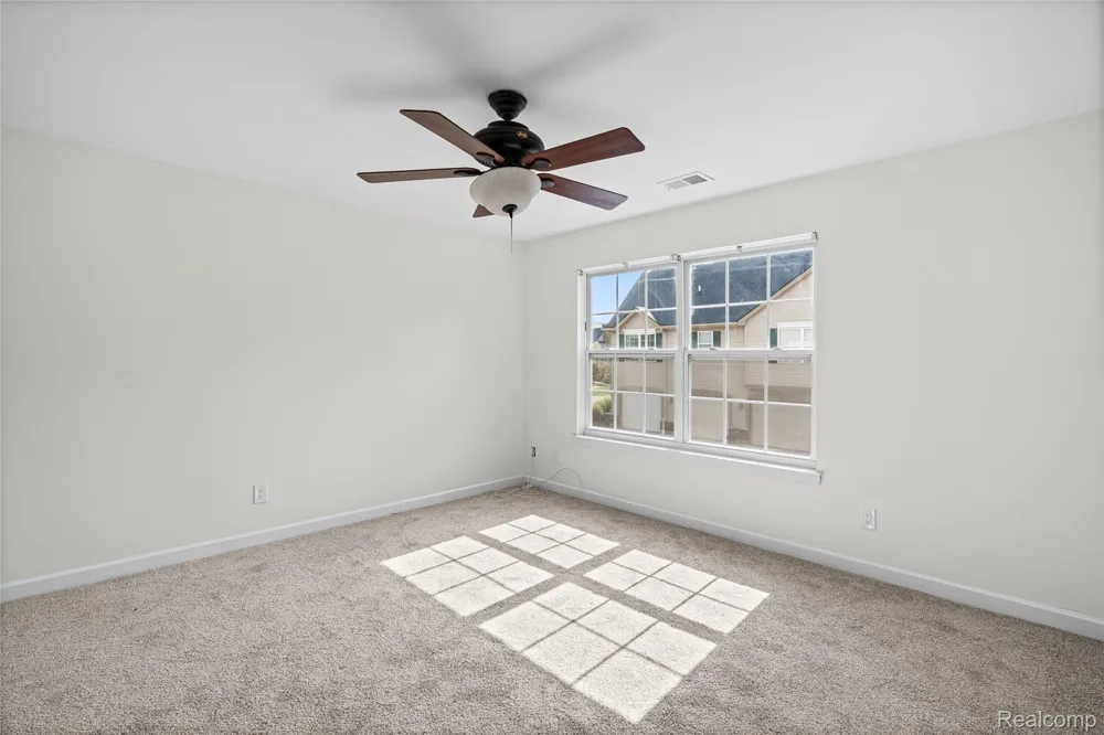 4163 Hampton Ridge Boulevard Genoa Township, MI 48843