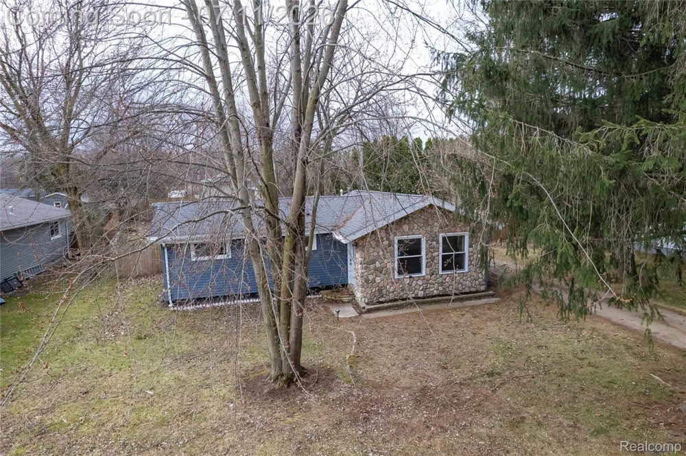 203 Chaney Street Van Buren Charter Township, MI 48111