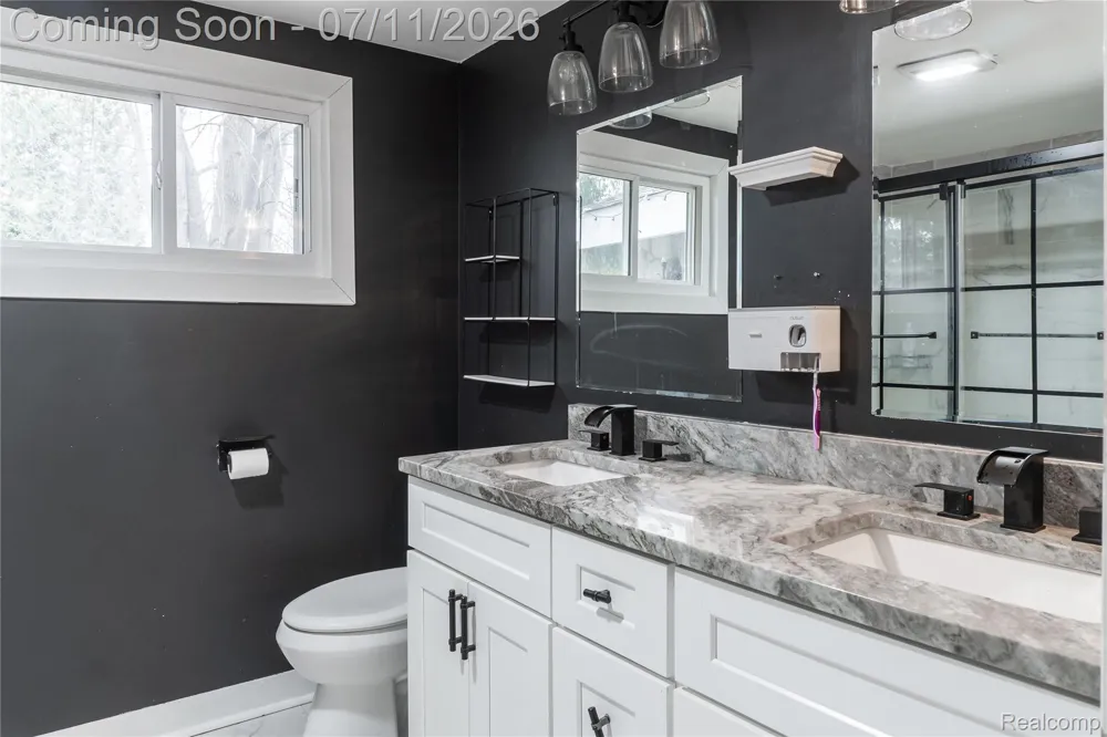 203 Chaney Street Van Buren Charter Township, MI 48111
