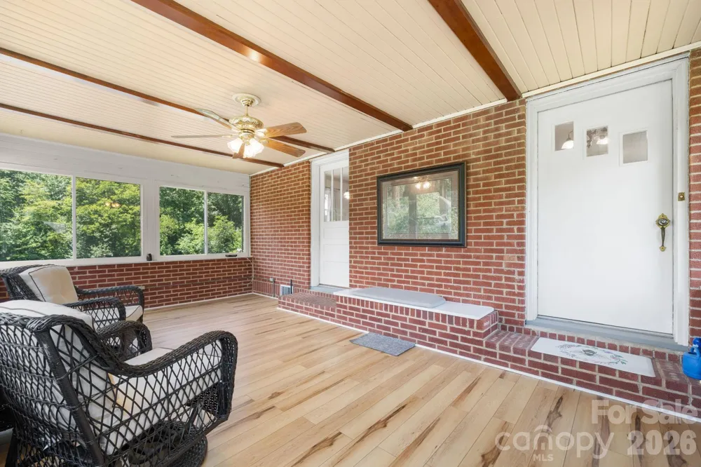 6264 US 221 Highway S Marion, NC 28752