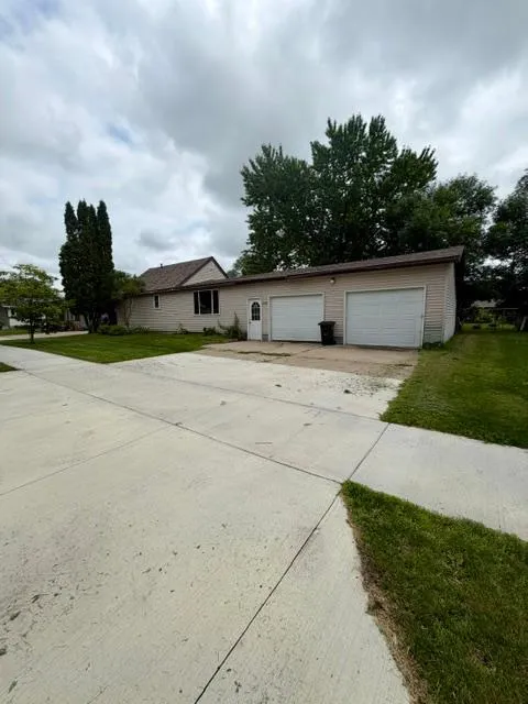 306 SW Brown Street