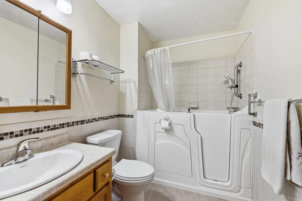 15060 Greene Avenue Hugo, MN 55038