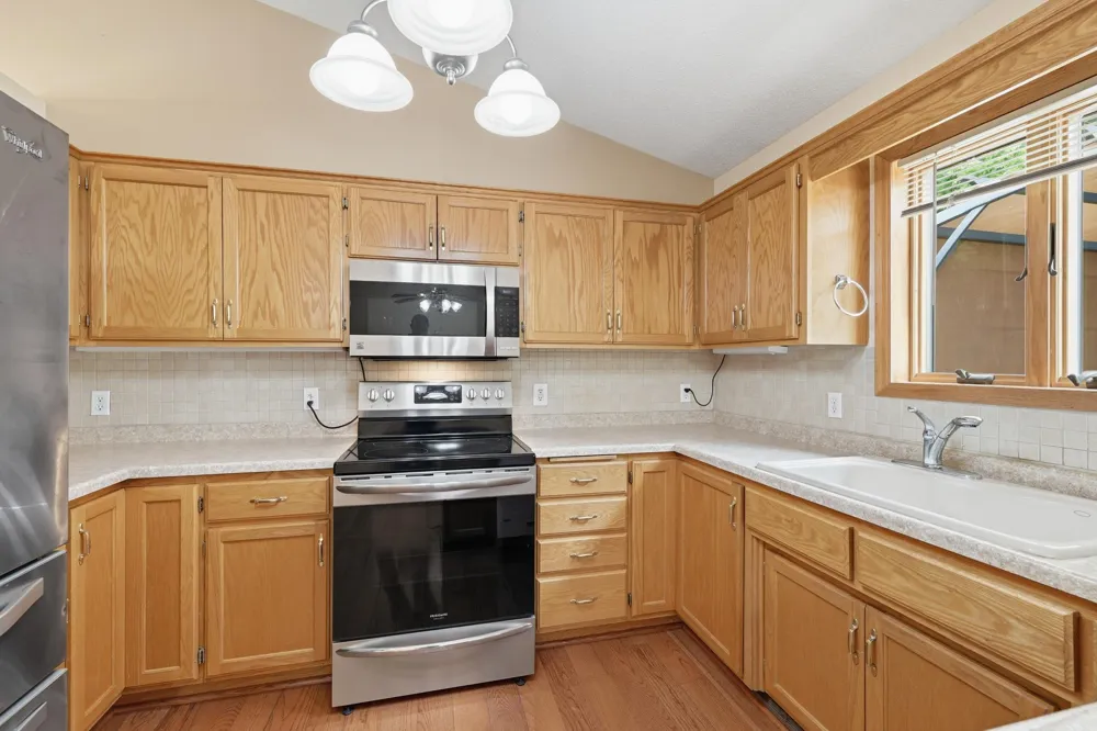 15060 Greene Avenue Hugo, MN 55038