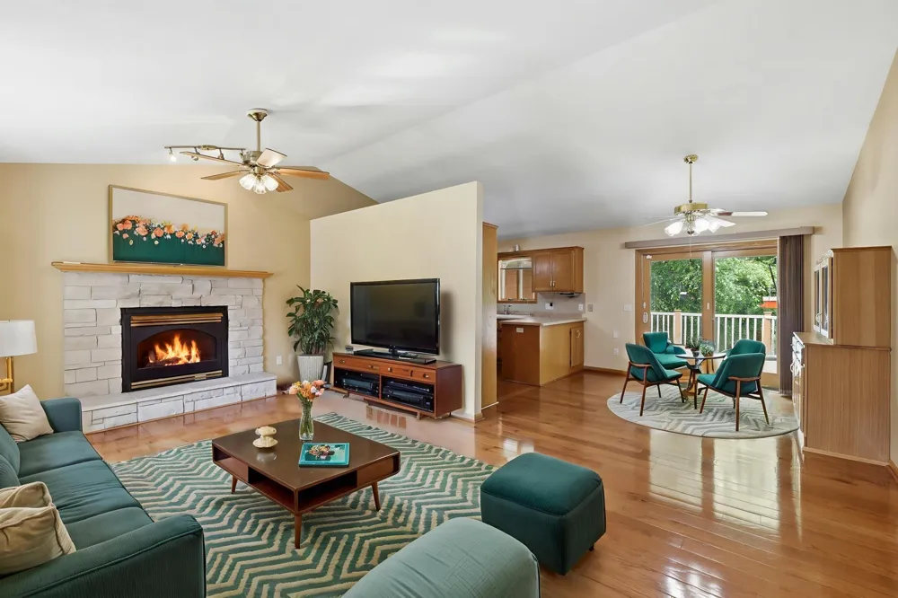 15060 Greene Avenue Hugo, MN 55038