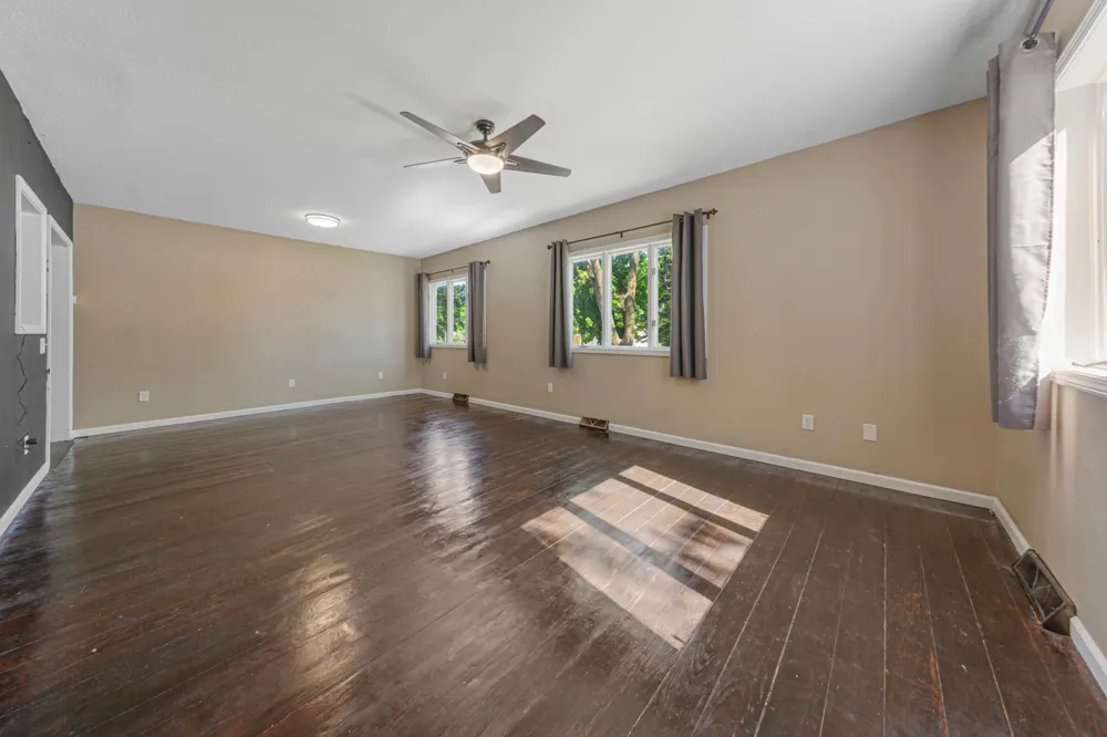 108 1st Avenue NW Mapleton, MN 56065