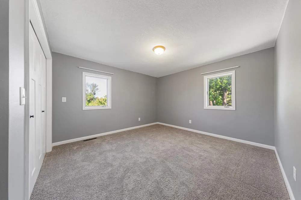 108 1st Avenue NW Mapleton, MN 56065