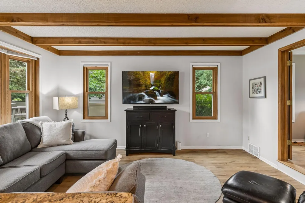 900 Nina Court Mendota Heights, MN 55118