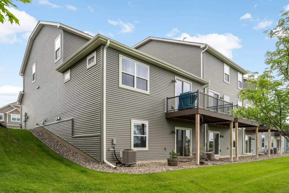 9678 65th Street S Cottage Grove, MN 55016