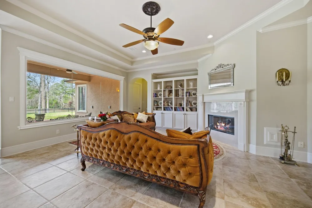 3303 Cotswold Manor Drive Kingwood, TX 77339