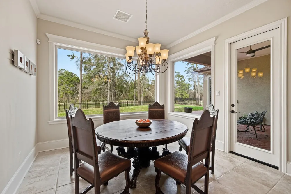 3303 Cotswold Manor Drive Kingwood, TX 77339