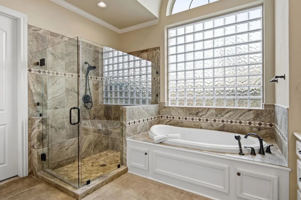 3303 Cotswold Manor Drive Kingwood, TX 77339