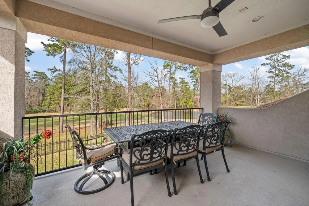 3303 Cotswold Manor Drive Kingwood, TX 77339