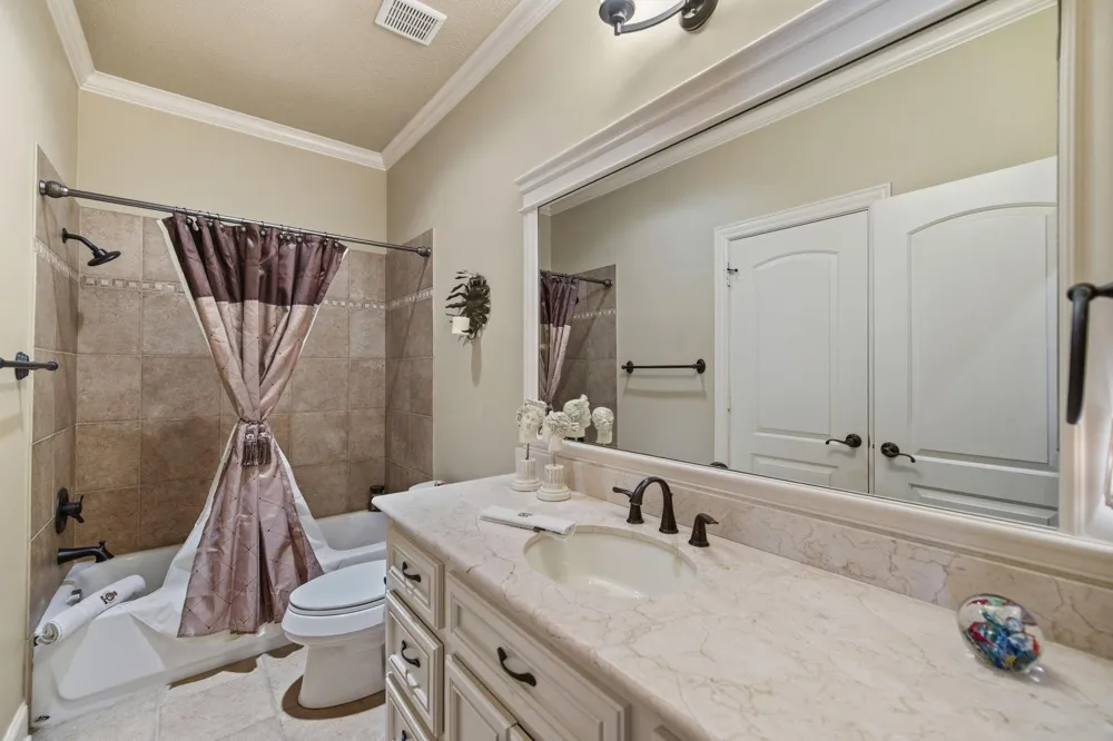 3303 Cotswold Manor Drive Kingwood, TX 77339