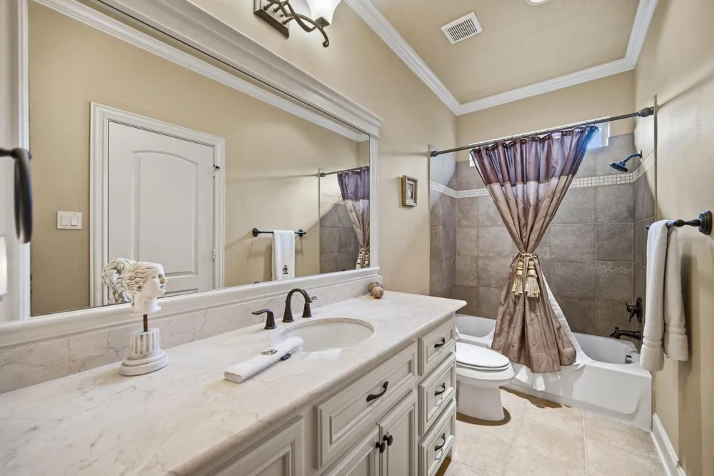 3303 Cotswold Manor Drive Kingwood, TX 77339