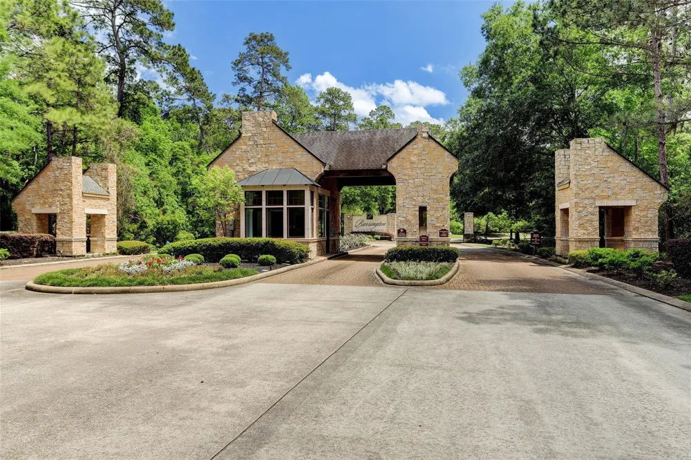 3303 Cotswold Manor Drive Kingwood, TX 77339