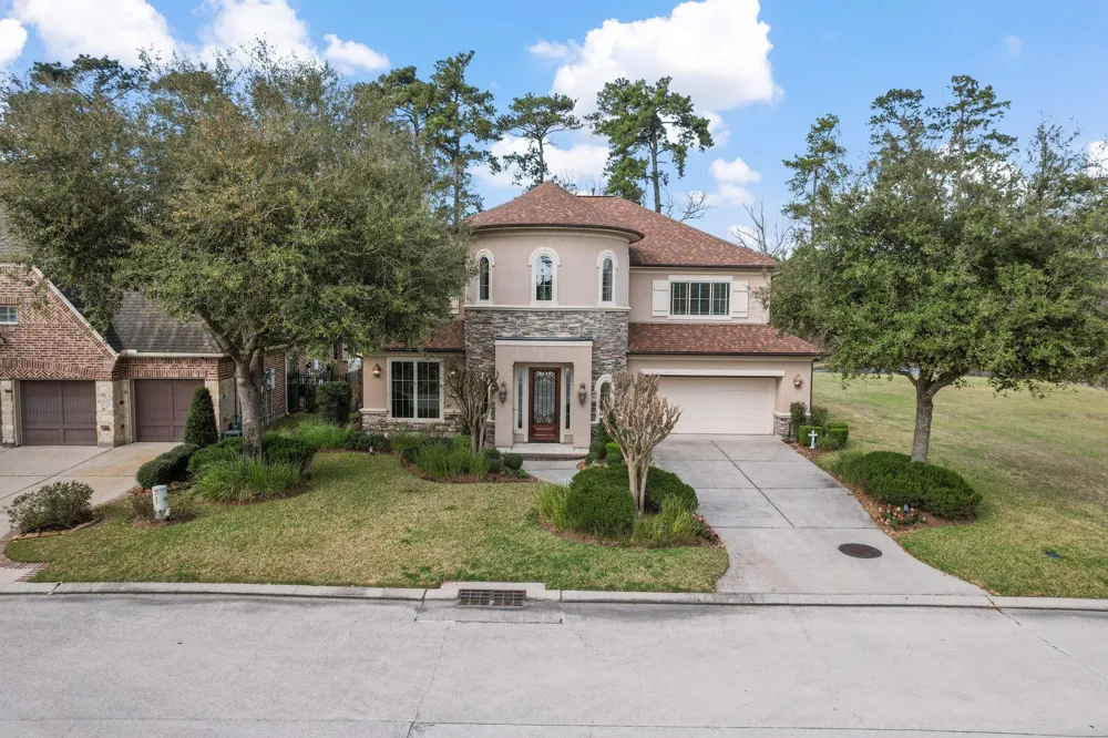 3303 Cotswold Manor Drive Kingwood, TX 77339