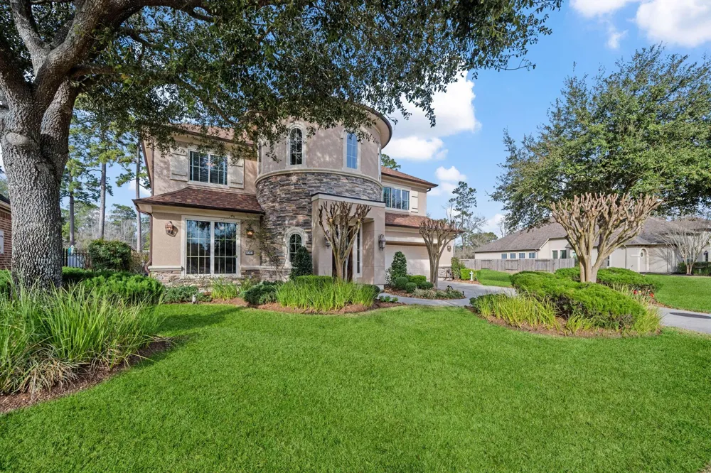 3303 Cotswold Manor Drive Kingwood, TX 77339