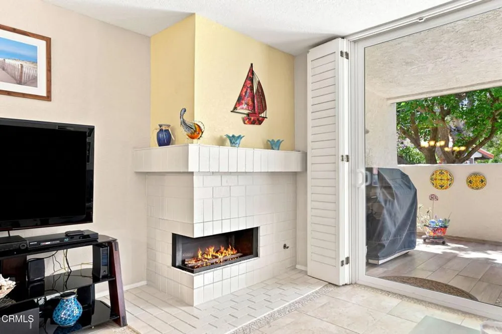 2253 Martinique Lane Oxnard, CA 93035