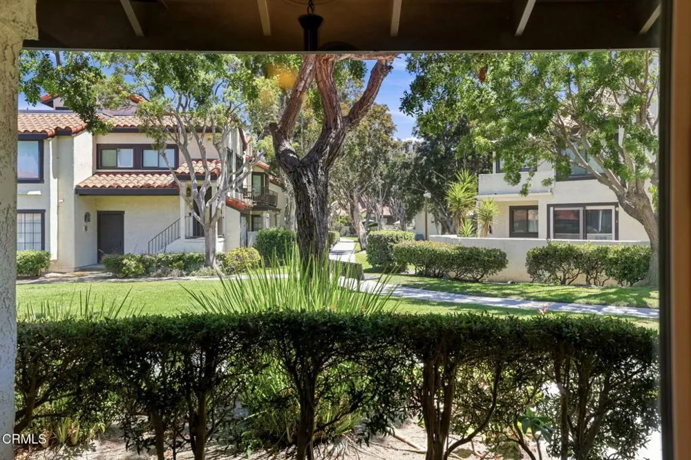 2253 Martinique Lane Oxnard, CA 93035