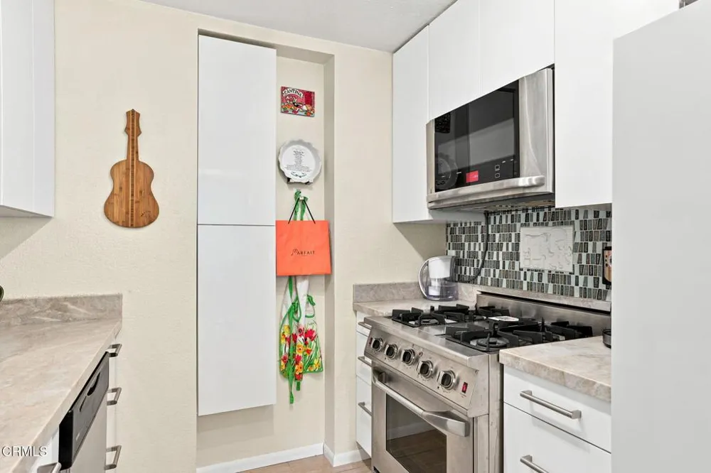 2253 Martinique Lane Oxnard, CA 93035