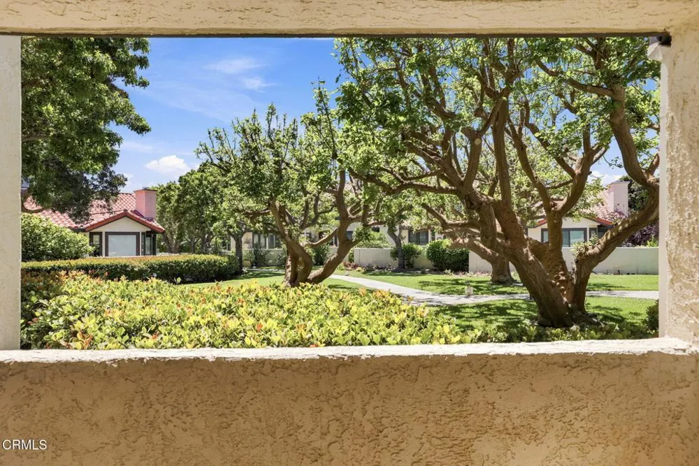 2253 Martinique Lane Oxnard, CA 93035